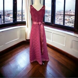 MORI LEE Madeline Gardner ~Burgundy Lace Gown Satin Sash~Faux Back Buttons~Sz 6